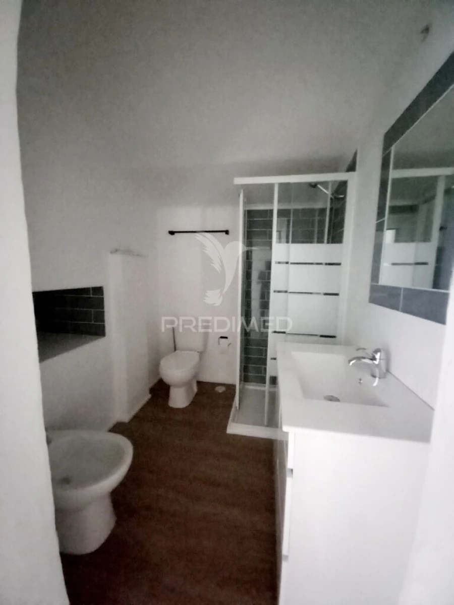 Moradia T4 para Venda em Redondo Foto 11