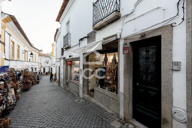 Moradia T7 para Venda em Évora (São Mamede, Sé, São Pedro e Santo Antão) Foto 39