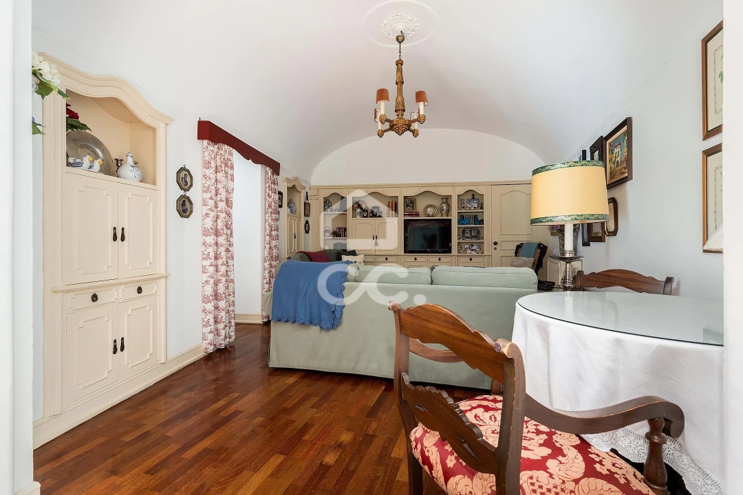 Moradia T7 para Venda em Évora (São Mamede, Sé, São Pedro e Santo Antão) Foto 10