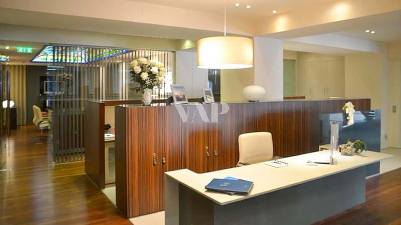 Negócio para Venda em Quarteira Foto 3