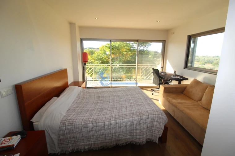 Moradia T3 para Venda em Guia Foto 33