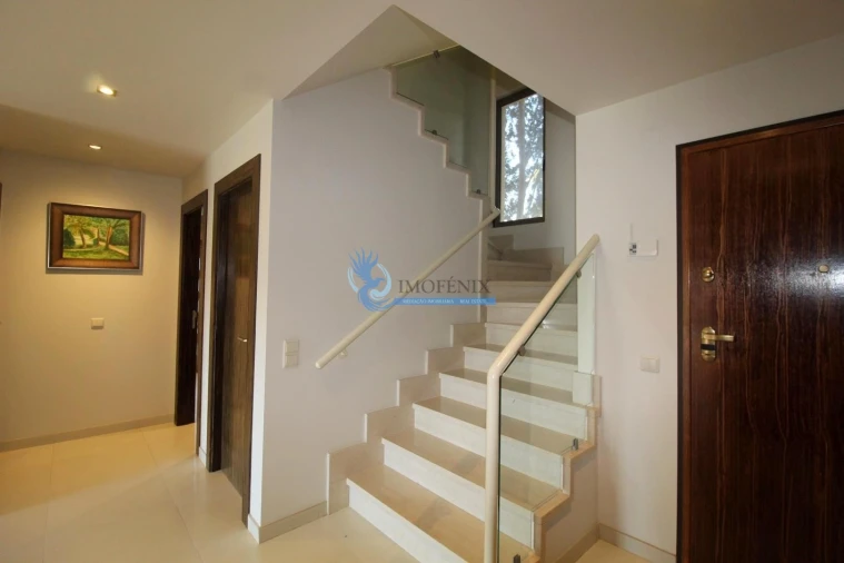 Moradia T3 para Venda em Guia Foto 26