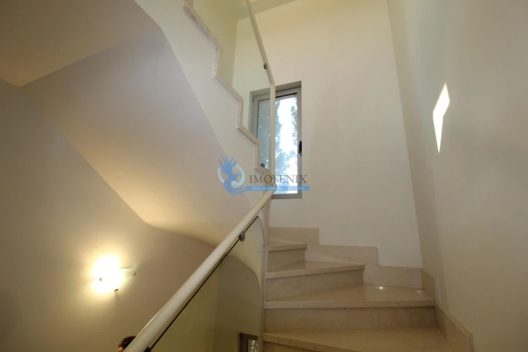 Moradia T3 para Venda em Guia Foto 36