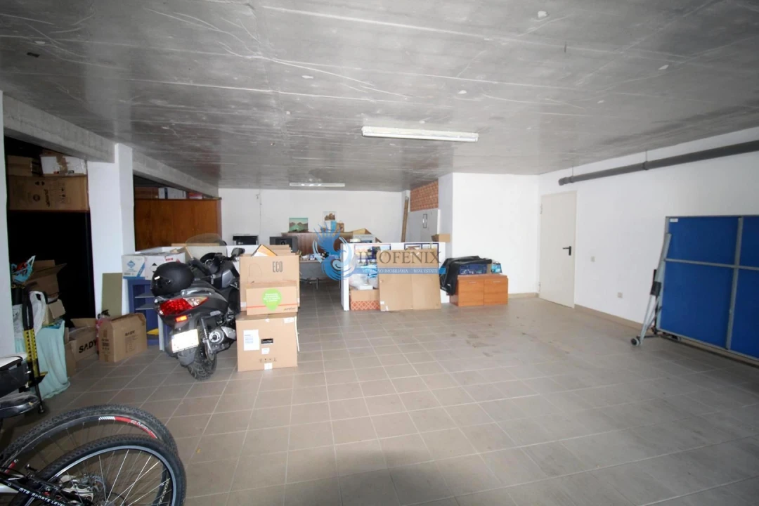 Moradia T3 para Venda em Guia Foto 10