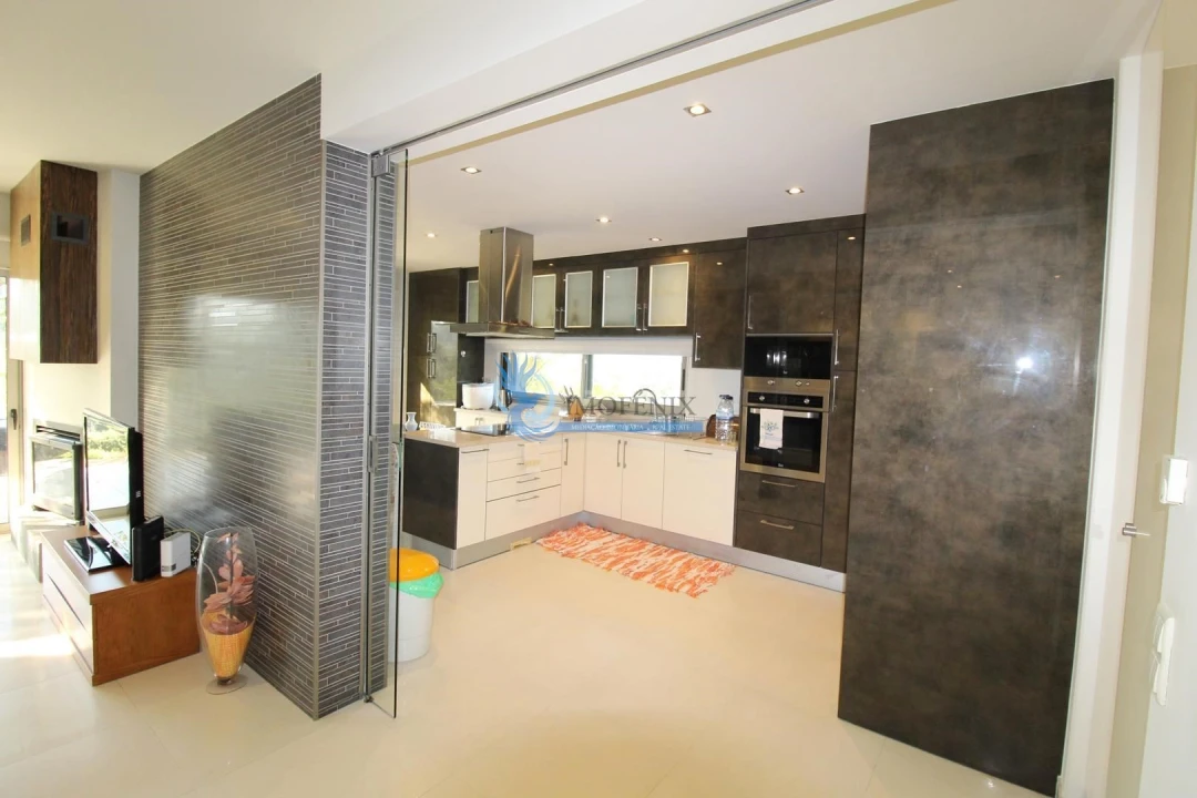 Moradia T3 para Venda em Guia Foto 13