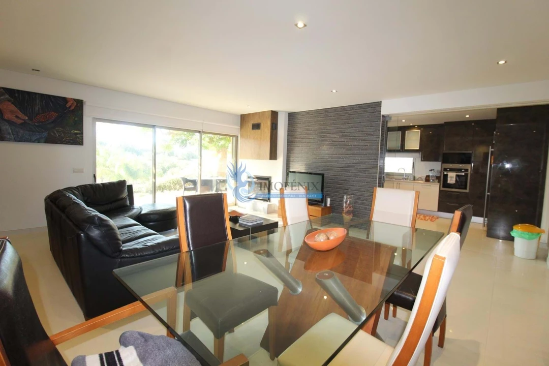 Moradia T3 para Venda em Guia Foto 17