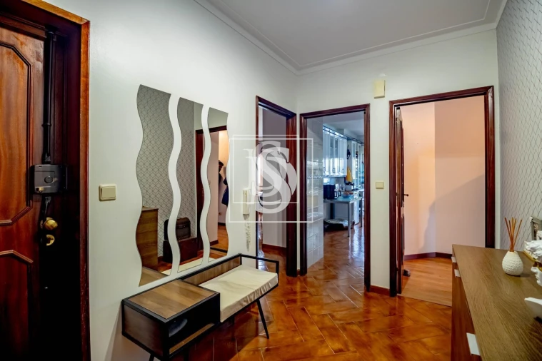 Apartamento T3 para Venda em Avões Foto 5