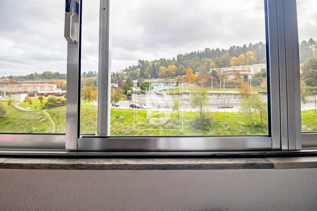 Apartamento T3 para Venda em Avões Foto 9