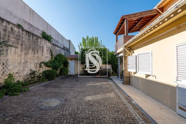 Moradia T4 para Venda em Vila Garcia, Aboim e Chapa Foto 41