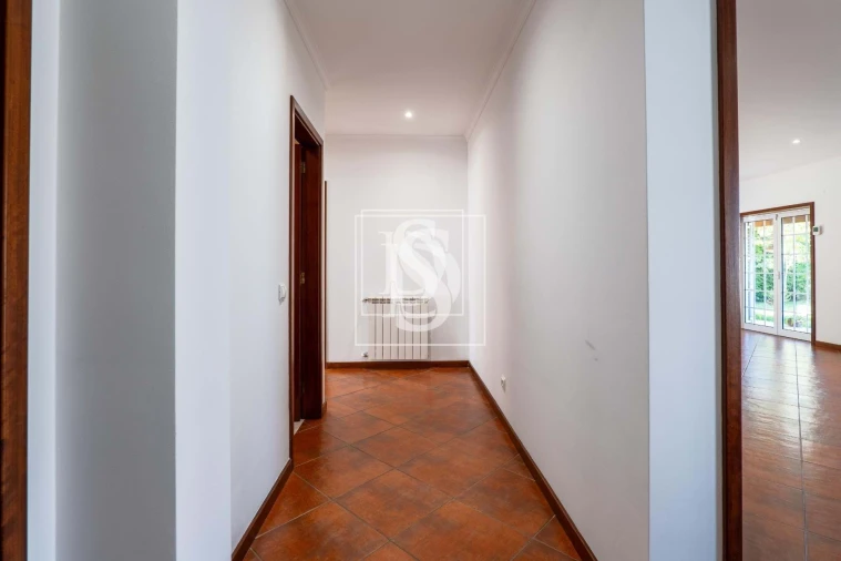 Moradia T4 para Venda em Vila Garcia, Aboim e Chapa Foto 10