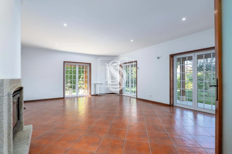 Moradia T4 para Venda em Vila Garcia, Aboim e Chapa Foto 5