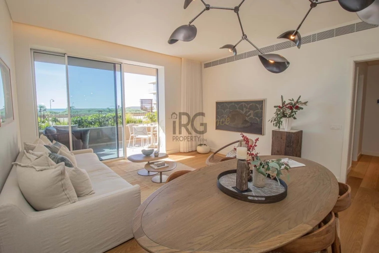 Apartamento T2 para Venda em Quarteira Foto 6