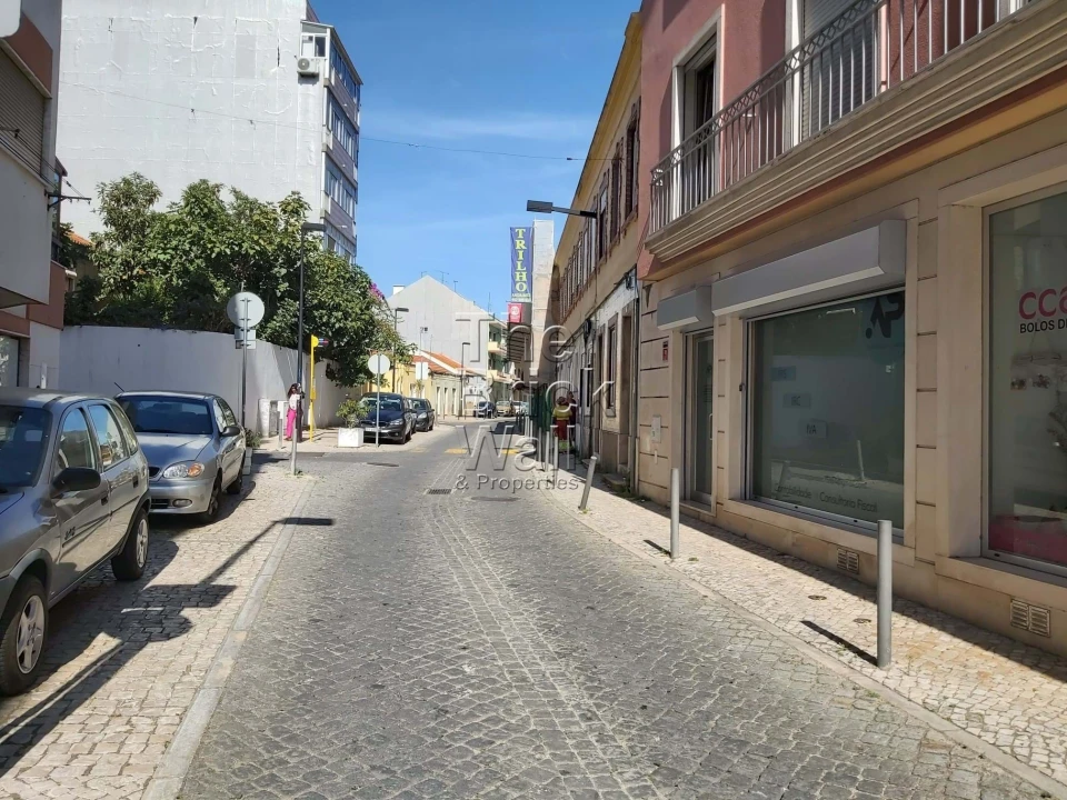 Negócio para Arrendamento em Póvoa de Santa Iria e Forte da Casa Foto 6