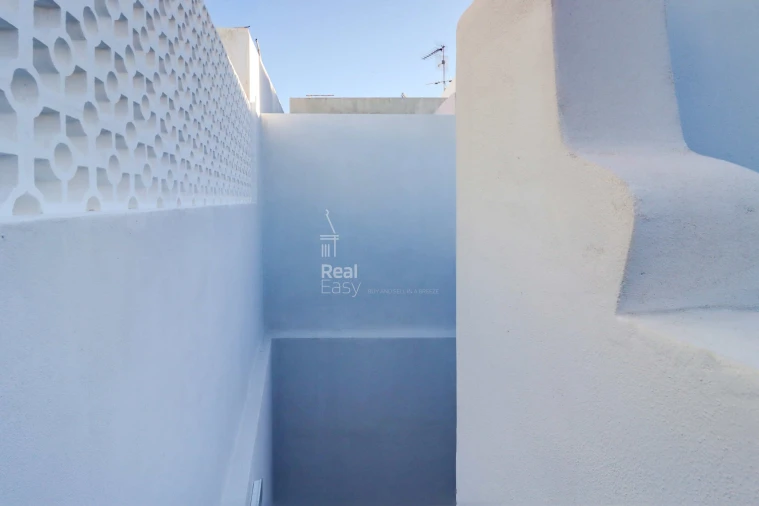 Moradia T2 para Venda em Olhão Foto 31