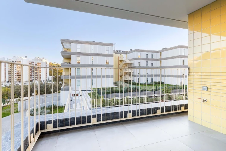 Apartamento T2 para Venda em Carnaxide e Queijas Foto 23