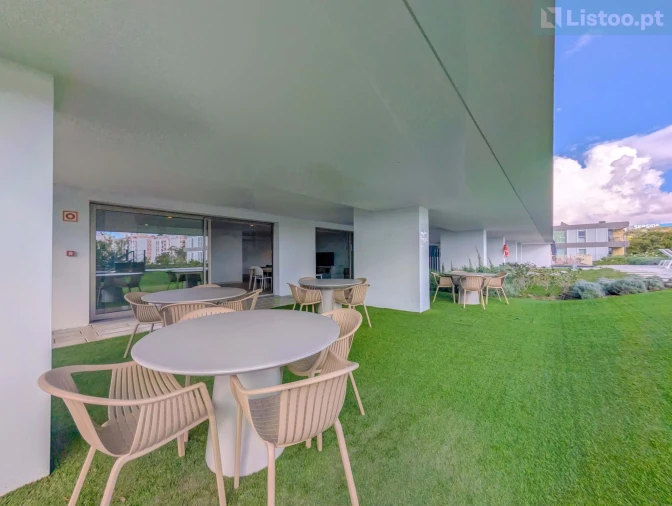 Apartamento T2 para Venda em Carnaxide e Queijas Foto 31