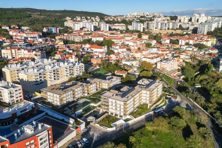 Apartamento T2 para Venda em Carnaxide e Queijas Foto 25