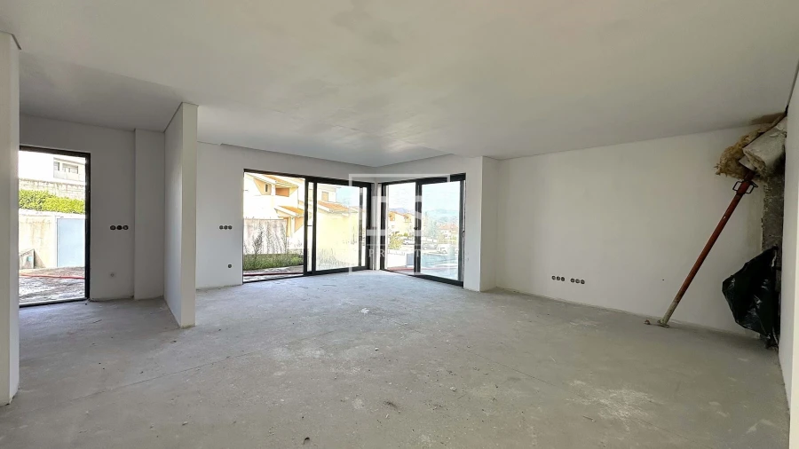 Moradia T3 para Venda em Fregim Foto 5