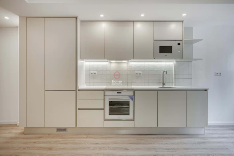 Apartamento para Venda em Oeiras e São Julião da Barra, Paço de Arcos e Caxias Foto 3