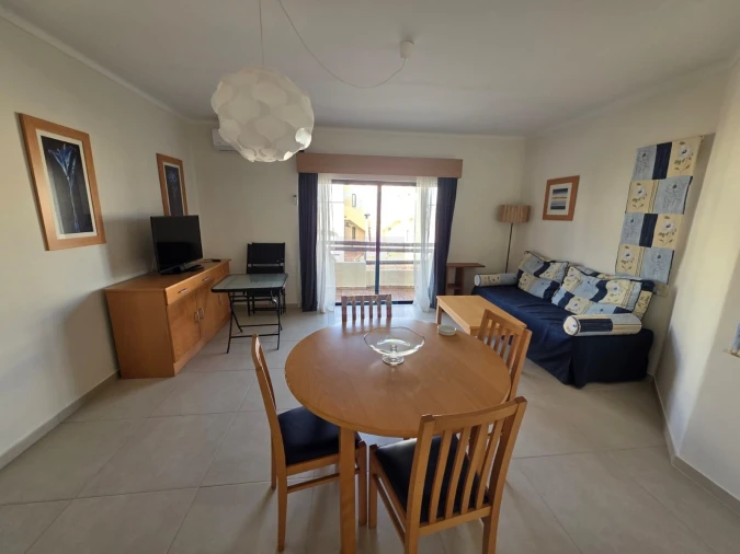 Apartamento T1 para Venda em Alvor Foto 2