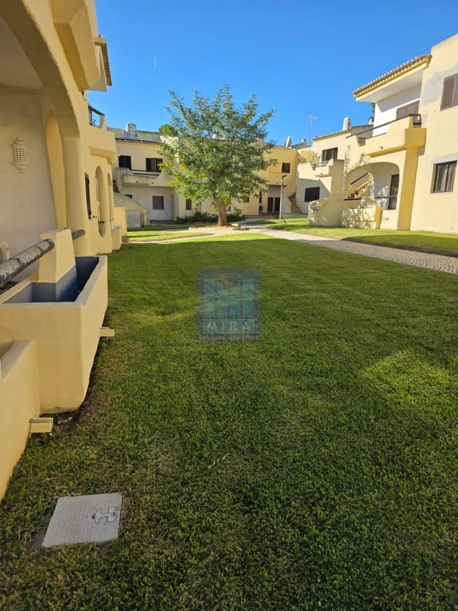 Apartamento T1 para Venda em Alvor Foto 14