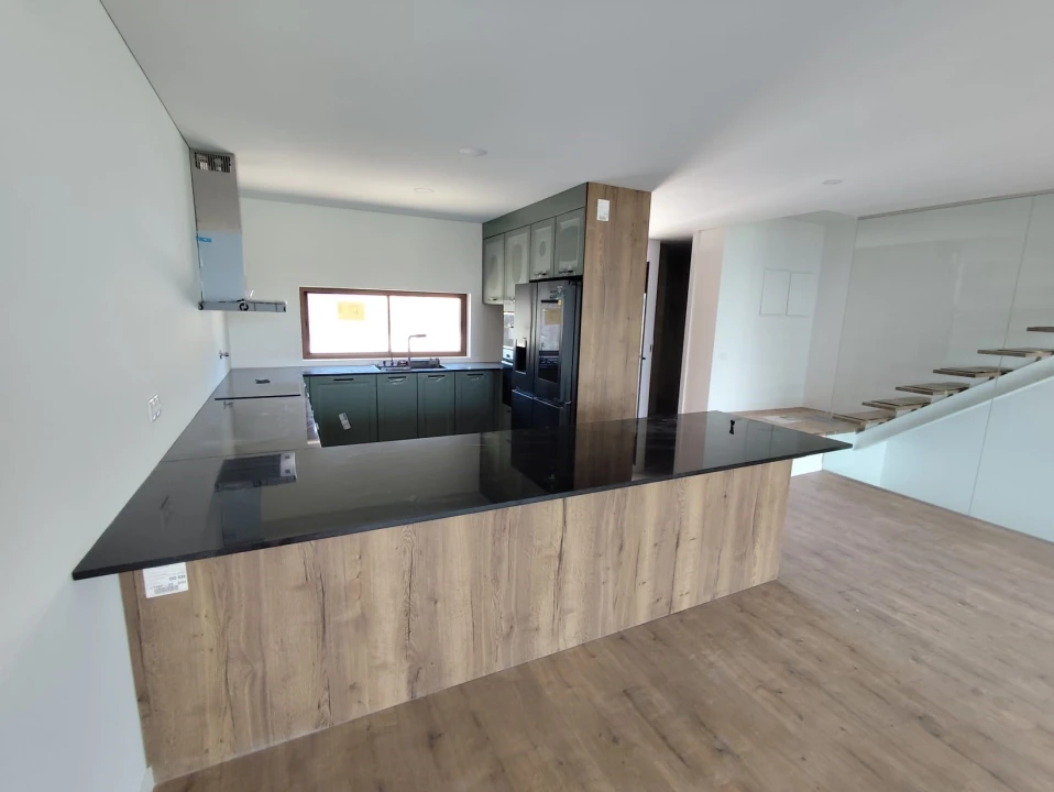 Moradia T3 para Venda em Cristelos, Boim e Ordem Foto 14