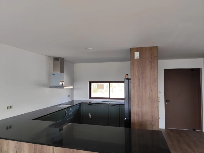 Moradia T3 para Venda em Cristelos, Boim e Ordem Foto 19