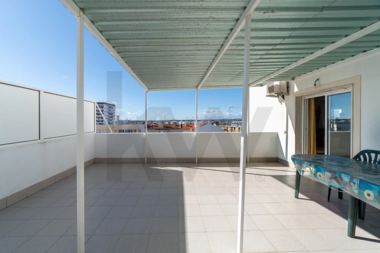 Apartamento T1 para Venda em Vila Real de Santo Antonio Foto 28
