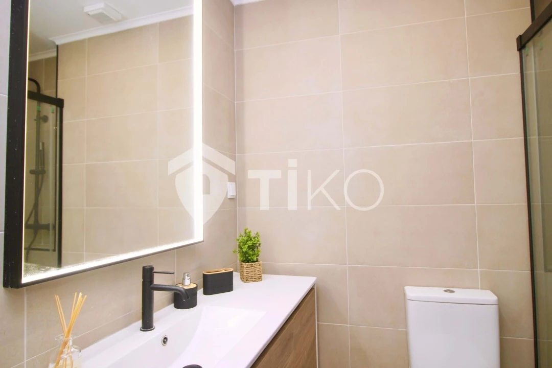 Apartamento T2 para Venda em Almada, Cova da Piedade, Pragal e Cacilhas Foto 10