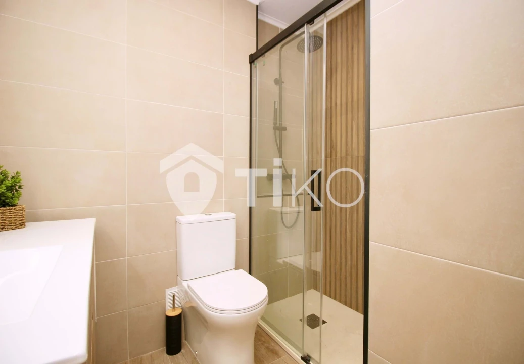 Apartamento T2 para Venda em Almada, Cova da Piedade, Pragal e Cacilhas Foto 9