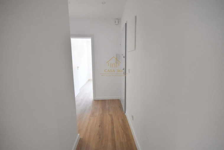 Apartamento T2 para Venda em Santa Iria de Azoia, São João da Talha e Bobadela Foto 14