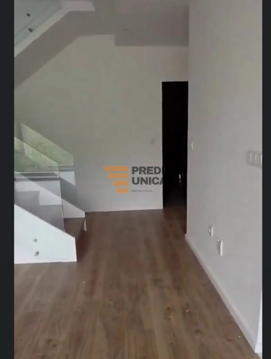 Moradia T3 para Venda em Fânzeres e São Pedro da Cova Foto 21