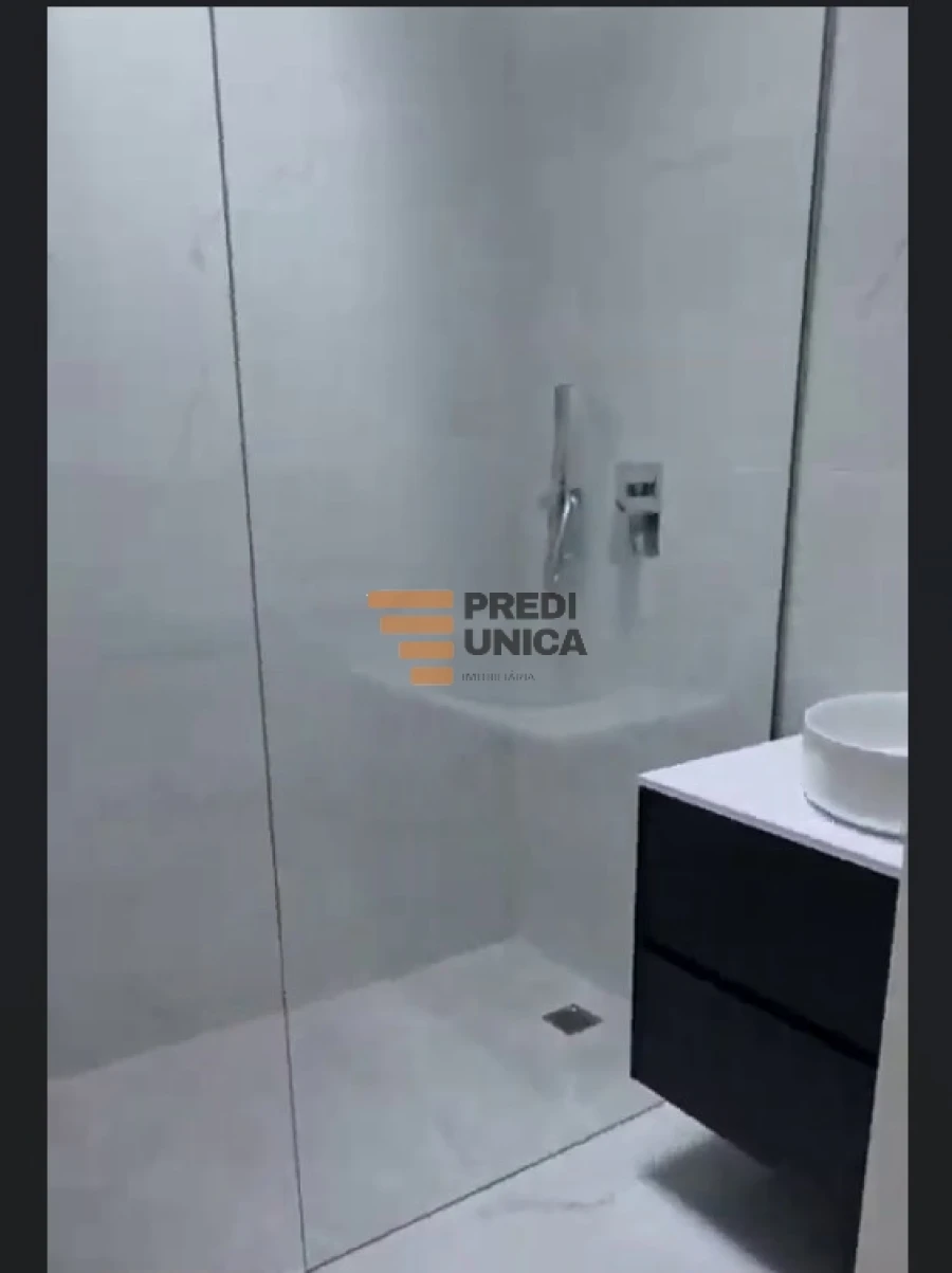 Moradia T3 para Venda em Fânzeres e São Pedro da Cova Foto 23