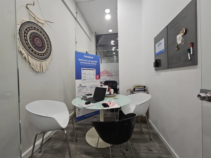 Loja para Arrendamento em Faro (Sé e São Pedro) Foto 6