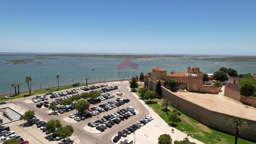 Loja para Arrendamento em Faro (Sé e São Pedro) Foto 11