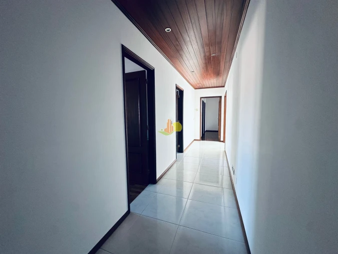 Apartamento T4 para Arrendamento em Buarcos Foto 5