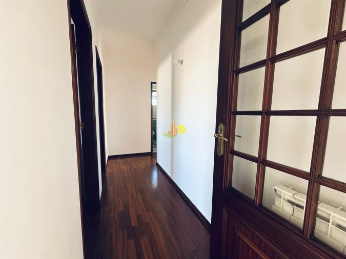 Apartamento T4 para Arrendamento em Buarcos Foto 21