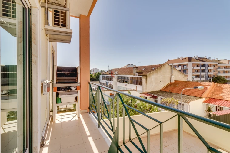 Apartamento T4 para Venda em Pinhal Novo Foto 23