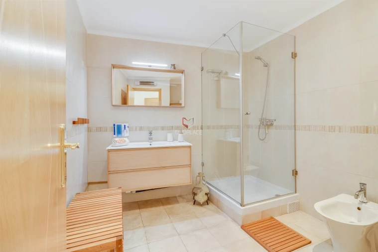 Apartamento T4 para Venda em Pinhal Novo Foto 20