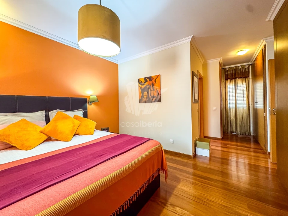 Moradia T4 para Venda em Alcabideche Foto 17