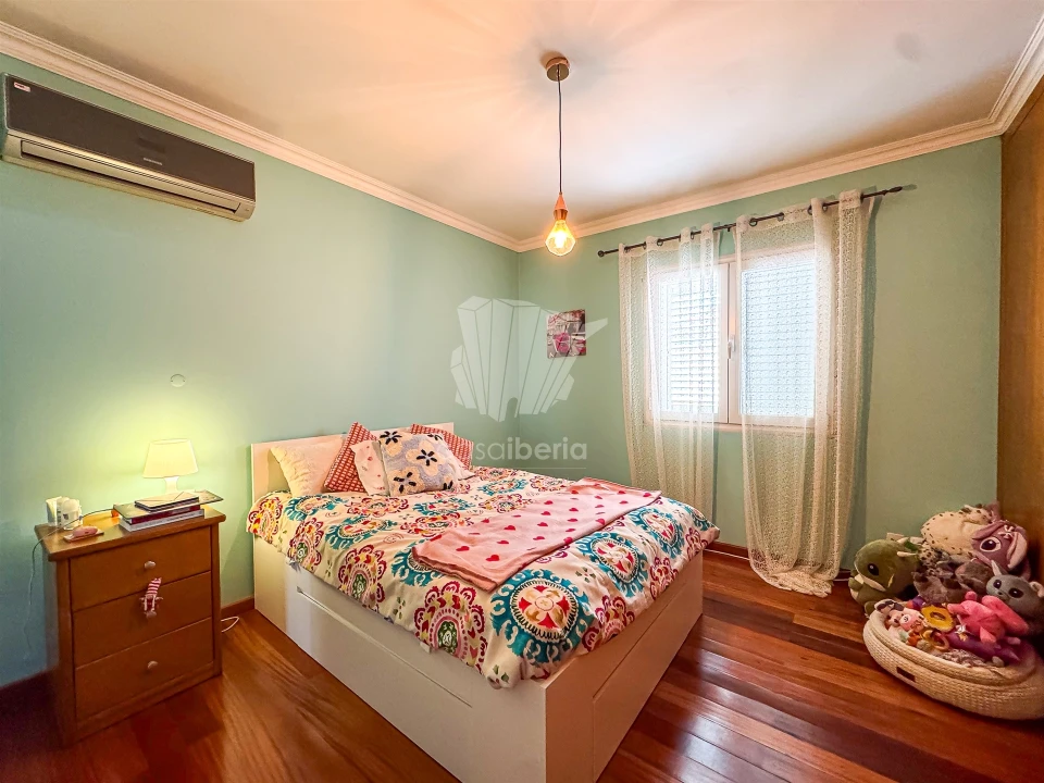 Moradia T4 para Venda em Alcabideche Foto 24