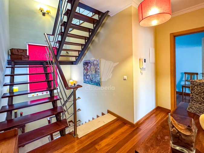 Moradia T4 para Venda em Alcabideche Foto 29