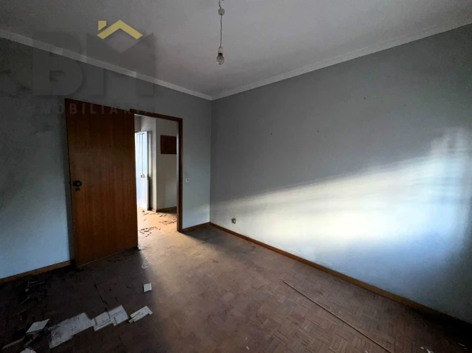 Apartamento T2 para Venda em Castelo Branco Foto 18