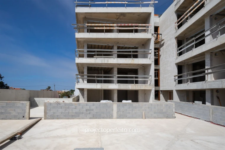 Apartamento T1 para Venda em São Felix da Marinha Foto 4