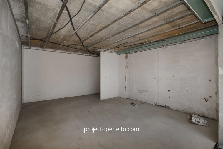 Apartamento T1 para Venda em São Felix da Marinha Foto 8