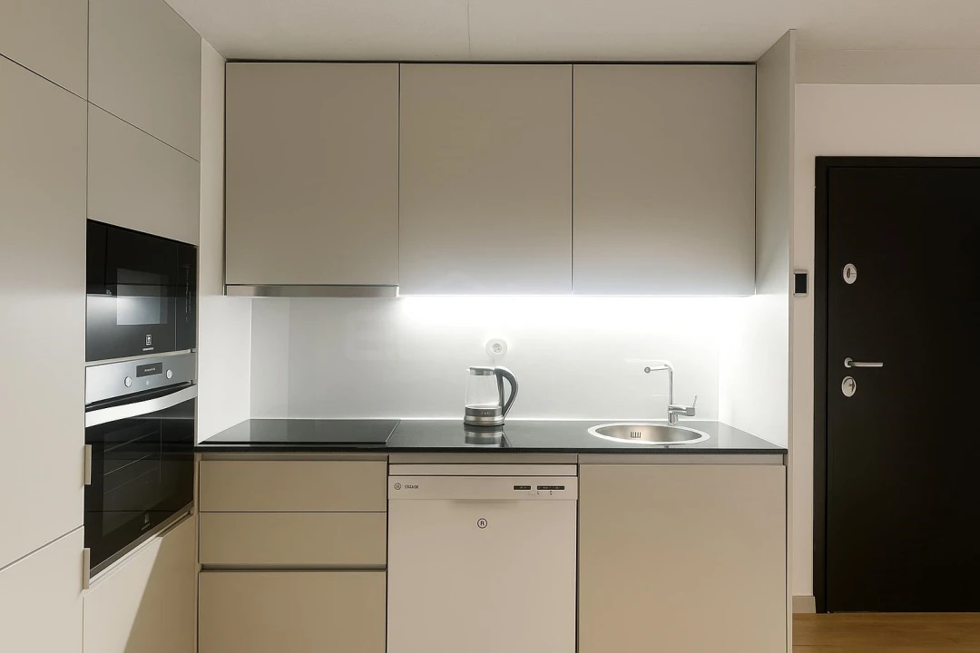 Apartamento T1 para Venda em Oliveira do Douro Foto 2