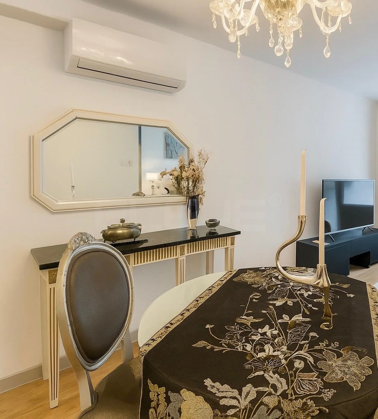 Apartamento T1 para Venda em Oliveira do Douro Foto 7