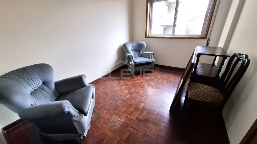 Apartamento T3 para Arrendamento em Santa Marinha e São Pedro da Afurada Foto 12