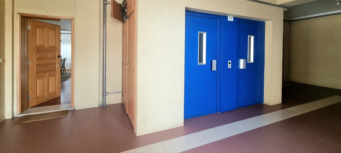 Apartamento T2 para Arrendamento em Santo Antonio dos Olivais Foto 2