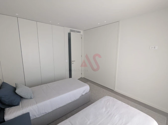 Apartamento T1 para Venda em Azurem Foto 9